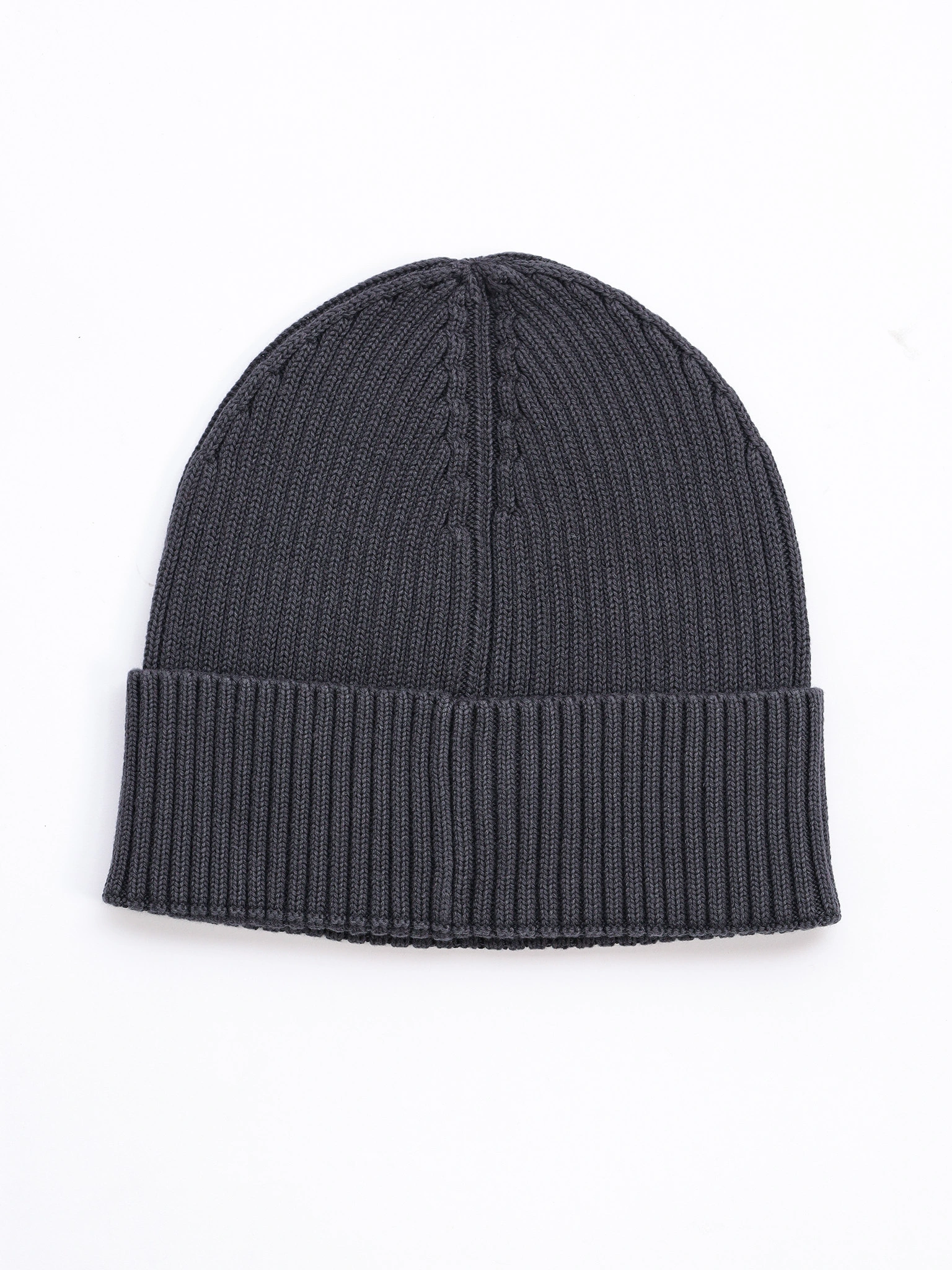 Шапка-бини темно-серого цвета с отворотом из хлопка